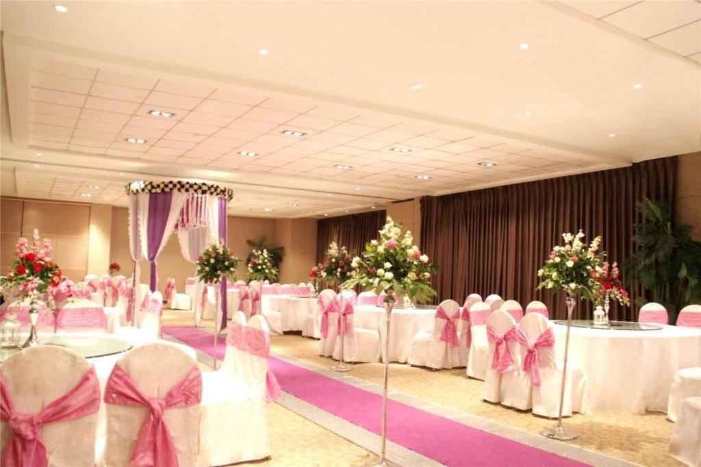 Shenyang Haiyun Jinjiang International Hotel Екстериор снимка