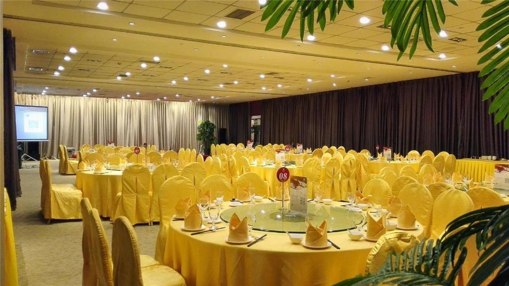 Shenyang Haiyun Jinjiang International Hotel Екстериор снимка
