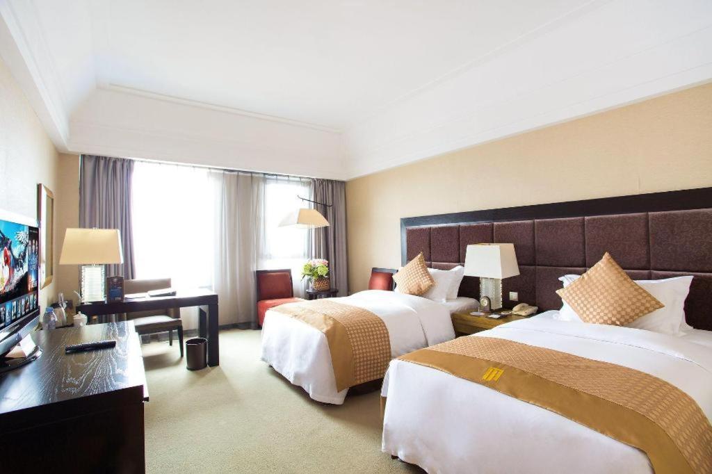 Shenyang Haiyun Jinjiang International Hotel Екстериор снимка