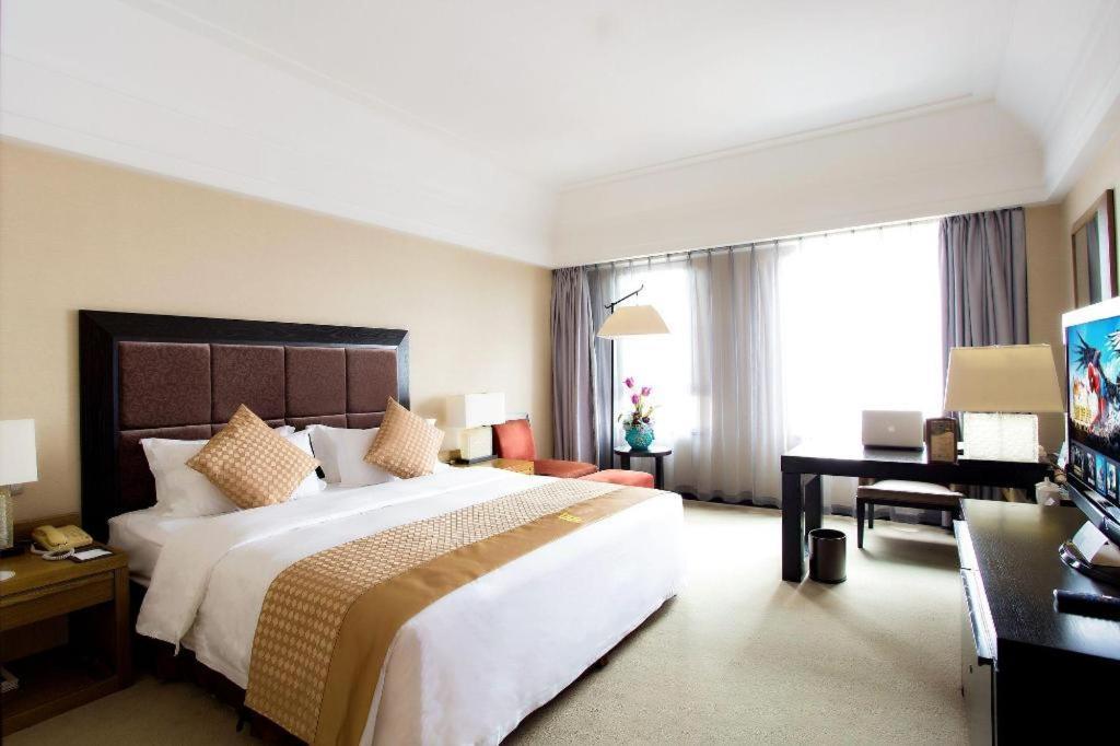Shenyang Haiyun Jinjiang International Hotel Екстериор снимка